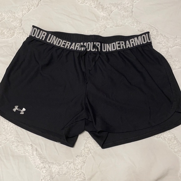 UA heat gear shorts - Picture 1 of 3